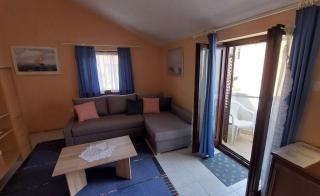 Apartments with a parking space Cres - 22185 - 9