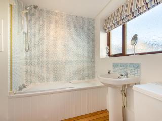 3 Bed in Seahouses CN103 - 3