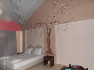 Hotel Theasis - 4