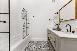 Reduced! Casa Rio - Historic Home Walking Distance - San Antonio - 1