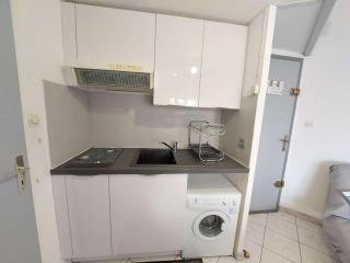 Appartement 2 pièces meublé avec mezzanine et terrasse, accès direct à la plage, parking inclus - FR-1-326-798 - Marseillan - 4