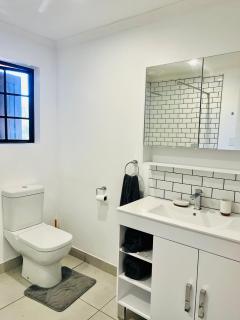 Nature Reserve Hideaway - 2