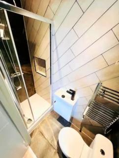 London 43 Ensuite Room look like hotel Top Locations - Londra - 2