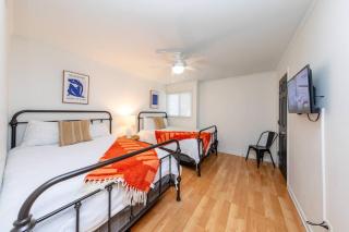 Minutes to Broadway Large 2Br-2Ba with Private balcony and Optional private parking - Nashville - 7