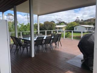 Coastal Retreat, 400 Metres to beach - 6