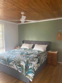 Coastal Retreat, 400 Metres to beach - Cowes - 4