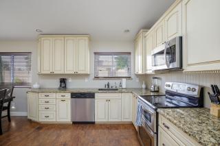 Prime Location, Heated Pool, Hot Tub, Game Room, More - Scottsdale - 8