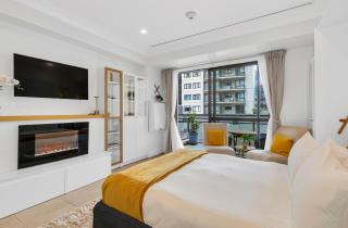 Golden Executive Getaway - Auckland - 1