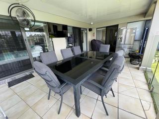 Lakeside Retreat - Gold Coast - 1