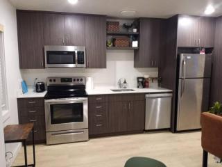 KarKens Container Home - Salmon - 1