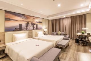 Atour Hotel Bantian Zhongcheng Shenzhen - Longgang - 1