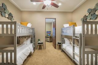 Luxury Estate, Heated Pool, Spa, Game Room, More - Scottsdale - 4