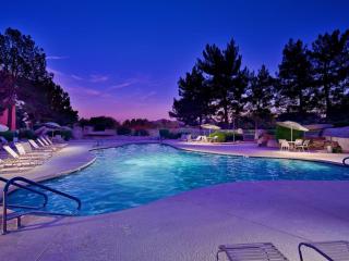 Prime Area, 5 Pool Areas, Hot Tub, Golf View - Phoenix - 4