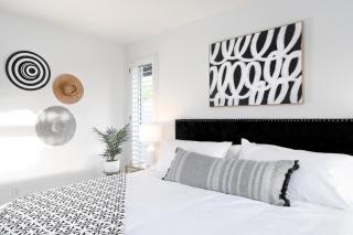 Central Location, Heated Pool, Game Room, Hot Tub, More - Phoenix - 5