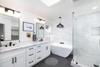Central Location, Heated Pool, Game Room, Hot Tub, More - Phoenix - 4