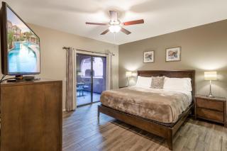 Central Location, Heated Pool, Spa, Upgraded Unit, More - Scottsdale - 1