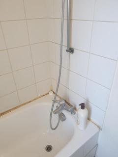 Chambre ensoleillee - Aubervilliers - 4