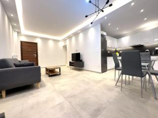 2-Bed Gem in Serene Locale - Atene - 9
