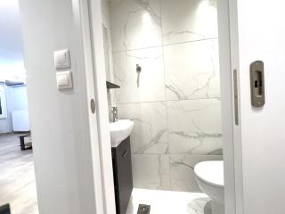 2-Bed Gem in Serene Locale - Atene - 2