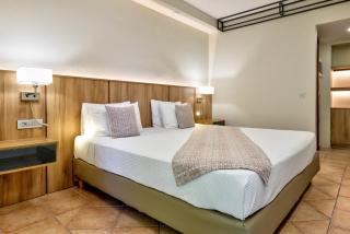 White Olive Premium Laganas - 4