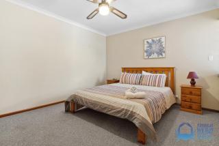 Drop your Anchor in Yunderup - 3