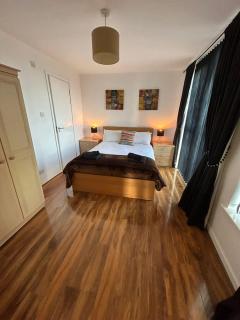 Riverview Apartments - Glasgow - 2
