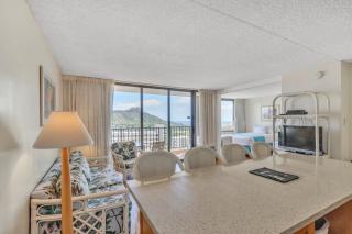 Deluxe Ocean and Diamond Head View Waikiki Condo, Free parking! - Honolulu - 4
