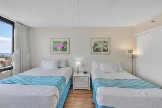 Deluxe Ocean and Diamond Head View Waikiki Condo, Free parking! - 2