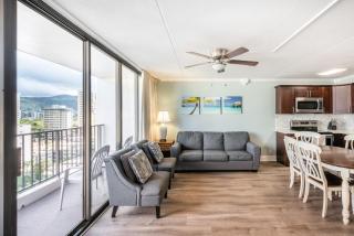 Breezy 12th Floor Waikiki Condo with FREE Parking - Honolulu - 5
