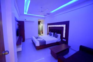 HOTEL GREEEN LEAF - 9