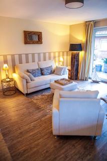 Liebevoll-eingerichtete-Wohnung-mit-Terrasse - 3