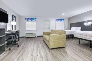 La Quinta Inn by Wyndham Dallas Uptown - Dallas - 1