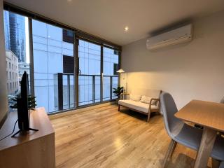 2 BRM 2 BATH, Chinatown, State Library Victoria - 6
