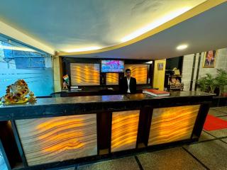 Hotel Vista Inn, Karol Bagh, New Delhi - Near Metro - New Delhi - 9