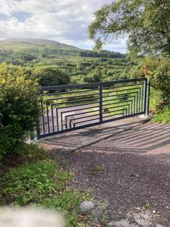 The Stone Cottage - Glengarriff - 2