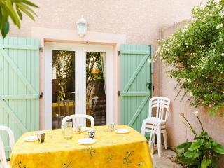 Pavillon 3 pièces avec Terrasse à Gruissan - 4 Couchages, Animaux Admis, Parking Privé - FR-1-409-31 - Gruissan - 9