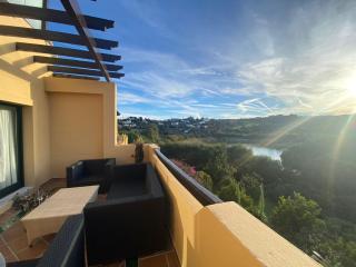 Sunny Retreat with Stunning View - Sotogrande - 8