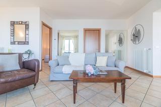 Sunny Varenna Apartment - Perledo - 1