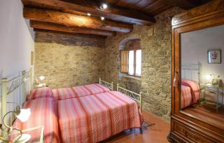 Awesome Home In Bibbiena With Kitchen - 2