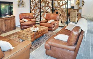 2 Bedroom Cozy Home In Aramon - 7