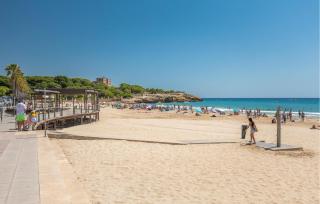 2 Bedroom Awesome Apartment In Deltebre - Deltebre - 0