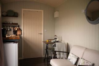 1 Bed Shepherds Hut-Sleeps 2-Free Parking-Mtn View - Omagh - 2