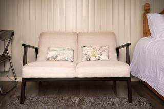 1 Bed Shepherds Hut-Sleeps 2-Free Parking-Mtn View - 8