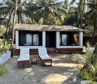 Mamagoa Beach Resort - Mandrem - 8