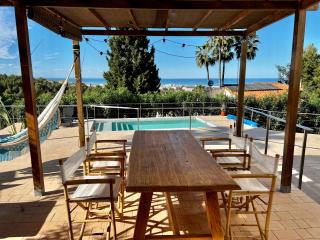 House with swimming pool and amazing sea and mountain views in Montgó, Denia - Dénia - 5