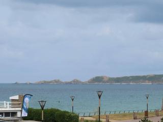 Appartement 3* avec terrasse et parking, à 2 pas de la plage de Trestraou à Perros-Guirec - FR-1-368-244 - 1