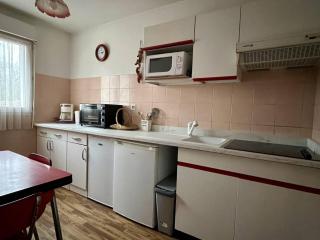 T2 calme avec terrasse, parking privatif, cuisine équipée, centre de Cambo-les-Bains - FR-1-495-112 - Cambo-les-Bains - 4