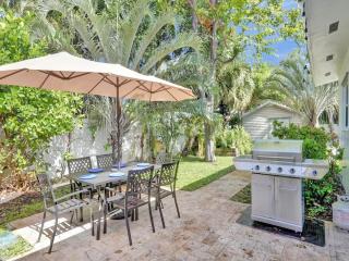 Lush and quiet oasis for 7, pool, close to beach - Fort Lauderdale - 9