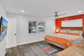 Gorgeous poolhome on the canal - Fort Lauderdale - 1