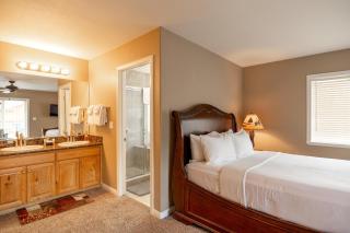 No. 23 Bear City Retreat - Woodlands - 3